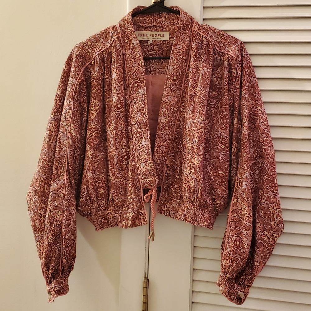 Free People XS EUC Pink Batik Bolero